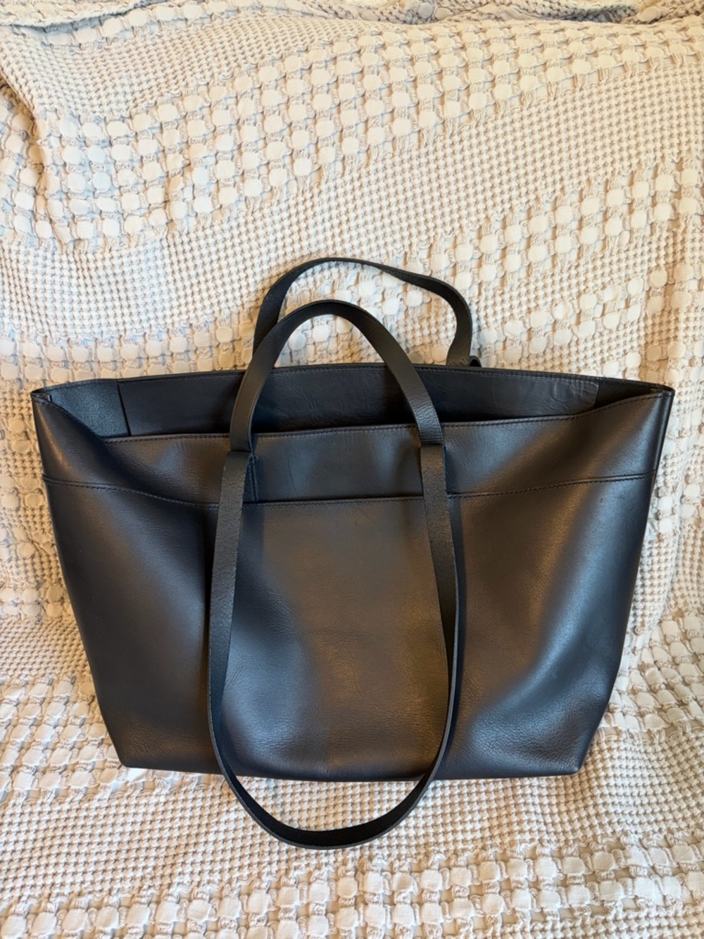GUC Madewell large tote in Black.